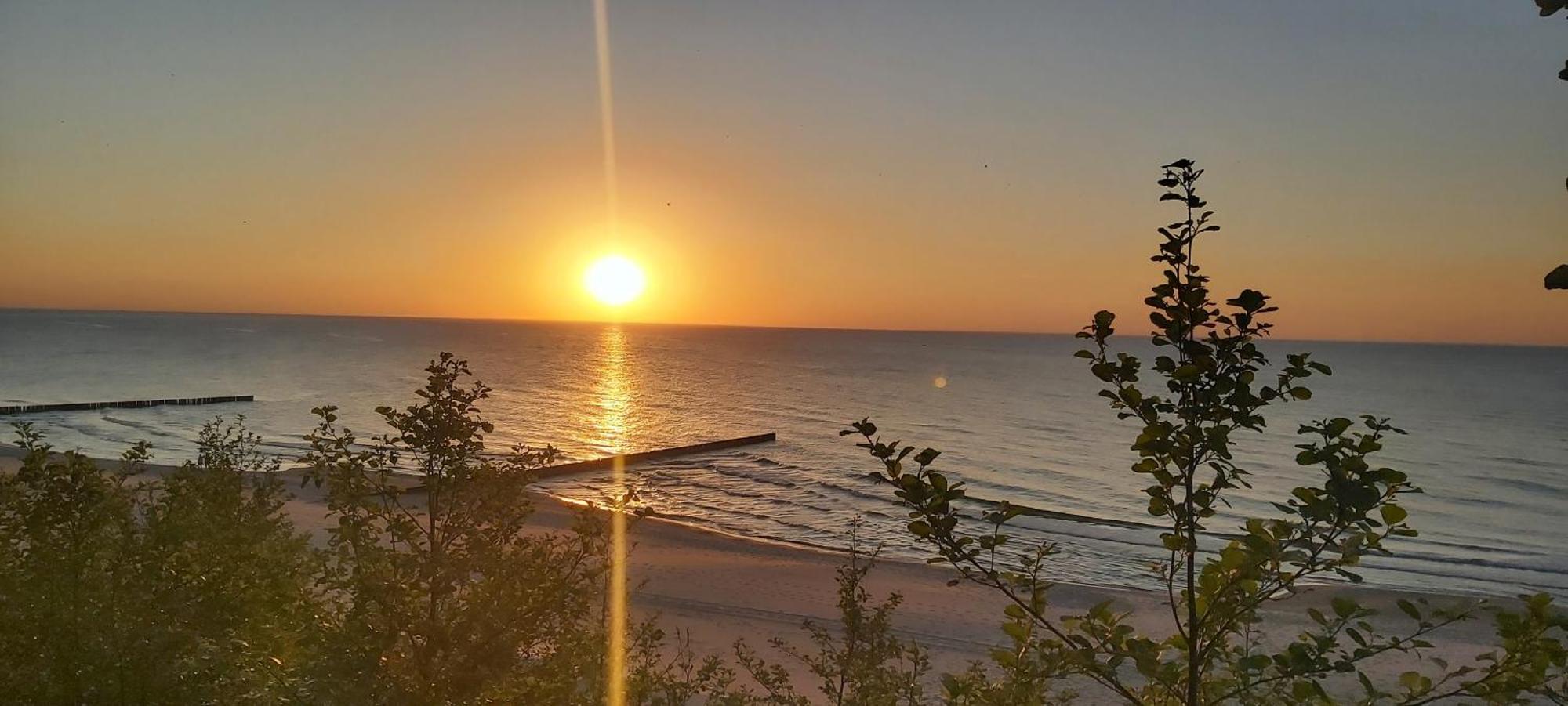 Camping Klif-Nowe Klimatyzowane Domki, 400M Od Centrum Rewala, 30M Od Morza Тшенсач Екстер'єр фото