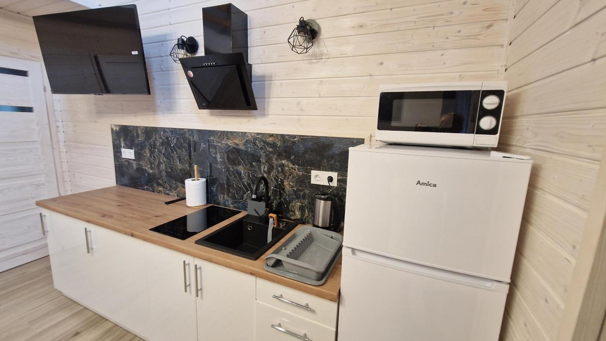 Camping Klif-Nowe Klimatyzowane Domki, 400M Od Centrum Rewala, 30M Od Morza Тшенсач Екстер'єр фото